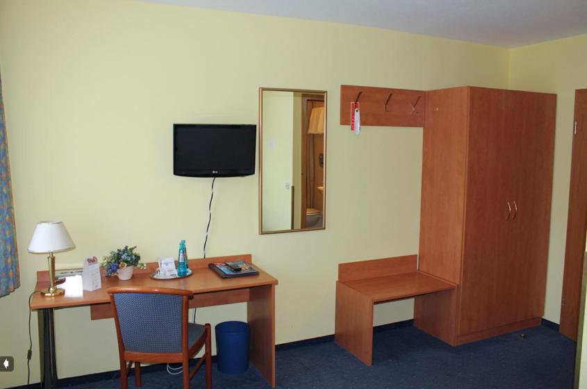 Hotel Aurora Garni Мюнхен Экстерьер фото